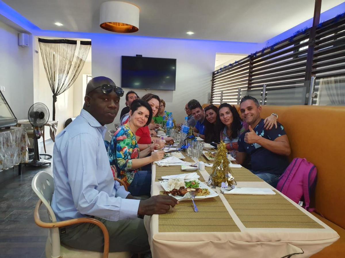 Residence Blue Hotel Thies Dış mekan fotoğraf